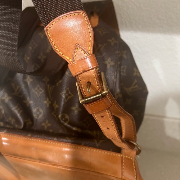 Authentic Louis Vuitton Brown Monogram Backpack - Picture 5 of 8